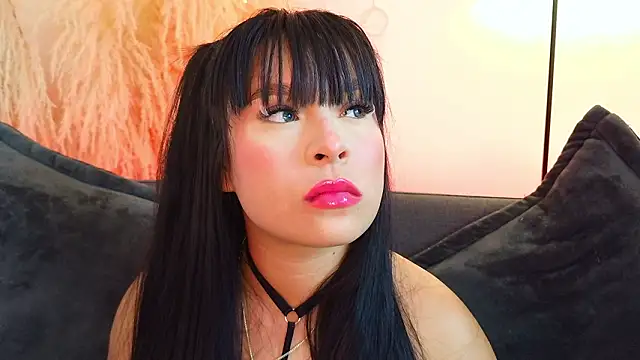 mia roux1 online show from March 12, 8:24 pm