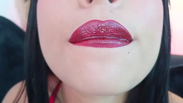 mia roux1 online show from March 29, 6:31 pm