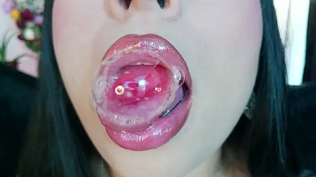 mia roux1 online show from March 6, 8:59 pm