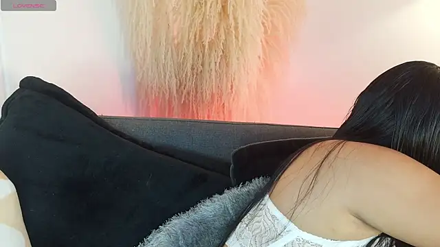 mia roux1 online show from July 20, 11:29 pm