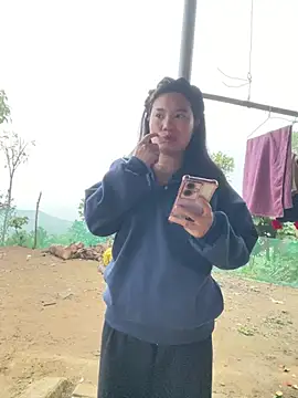 Snapshot of Irin_jo chatting on February 13, 11:49 pm Irin jo online show from February 13, 11:49 pm