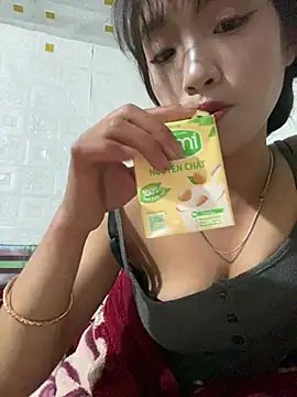 2k7-sex online show from March 13, 11:15 am