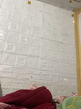 2k7-sex online show from April 3, 9:05 am