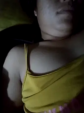 Snapshot of Yumi_sexyy chatting on May 23, 10:42 pm Yumi sexyy online show from May 23, 10:42 pm