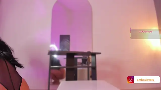 Snapshot of Miss_ambrer_ chatting on November 24, 4:23 am Miss ambrer online show from November 24, 4:23 am