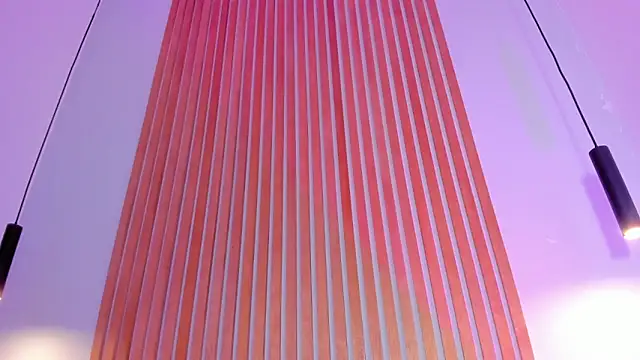 Snapshot of Miss_ambrer_ chatting on February 2, 4:11 am Miss ambrer online show from February 2, 4:11 am