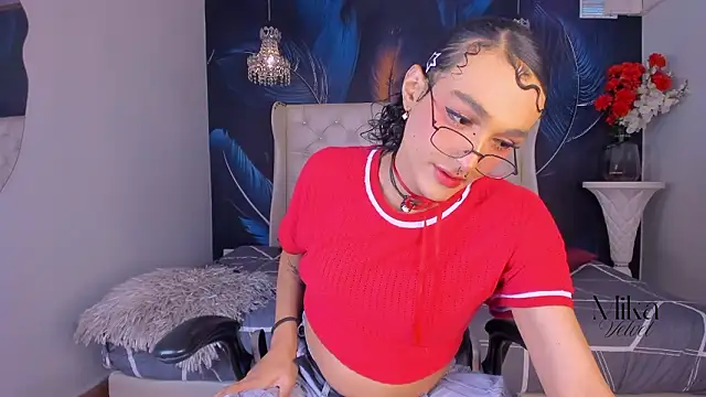 Mika  velvet online show from February 17, 9:12 pm