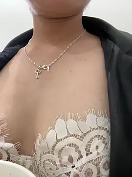 Hana yukii online show from November 28, 5:46 pm