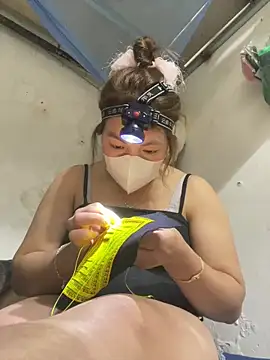 love-xx online show from December 17, 4:28 am