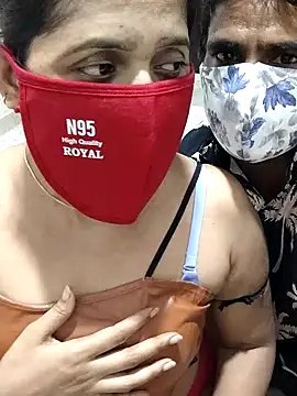 Snapshot of Bengoli_couple chatting on October 23, 8:18 pm Bengoli couple online show from October 23, 8:18 pm