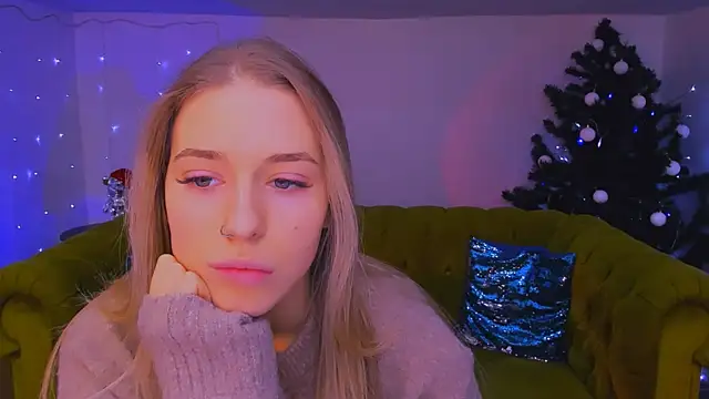 sassy cutie online show from January 15, 1:36 pm