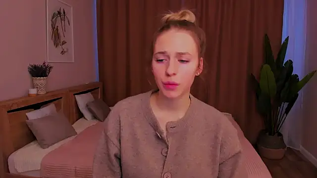 sassy cutie online show from February 11, 1:22 pm