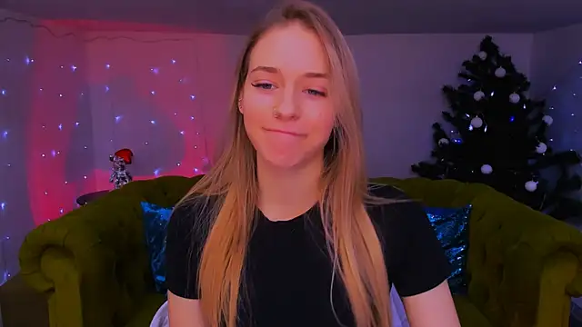 sassy cutie online show from January 14, 1:04 pm