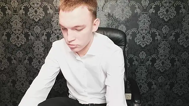 Snapshot of Derek_Banville chatting on October 28, 12:26 pm Derek Banville online show from October 28, 12:26 pm