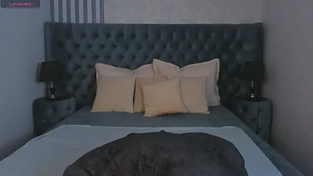 Snapshot of Derek_Banville chatting on November 19, 12:38 pm Derek Banville online show from November 19, 12:38 pm