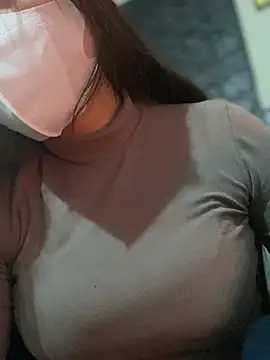 kitty-20x online show from March 9, 5:33 am