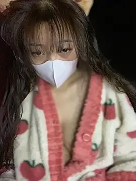 kitty-20x online show from February 14, 1:44 pm