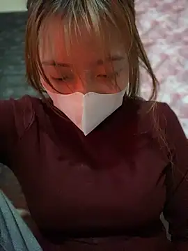 kitty-20x online show from February 8, 9:18 am