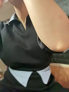 kitty-20x online show from February 15, 6:36 am