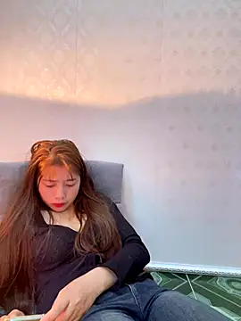 kitty-20x online show from December 18, 9:18 pm