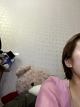 kitty-20x online show from December 15, 1:17 pm