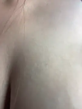 kitty-20x online show from December 21, 8:42 pm