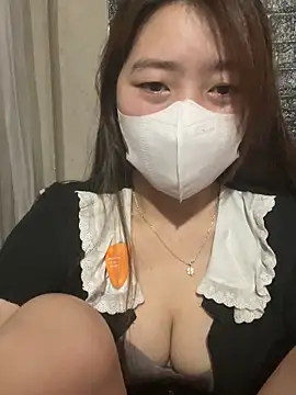 kitty-20x online show from June 10, 2:18 pm