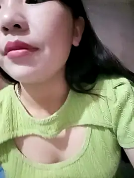 Snapshot of -Lanaa- chatting on November 17, 9:02 am -Lanaa- online show from November 17, 9:02 am