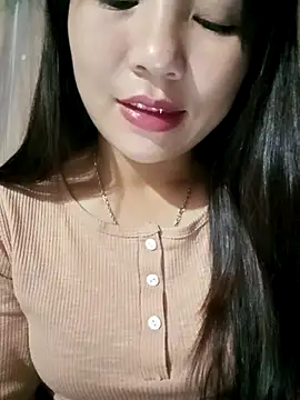 Snapshot of -Lanaa- chatting on November 13, 6:01 pm -Lanaa- online show from November 13, 6:01 pm