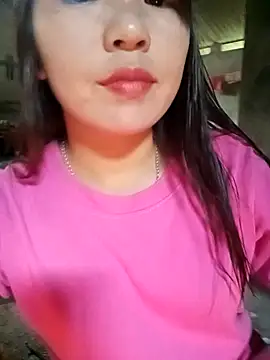 Snapshot of -Lanaa- chatting on December 4, 8:02 am -Lanaa- online show from December 4, 8:02 am