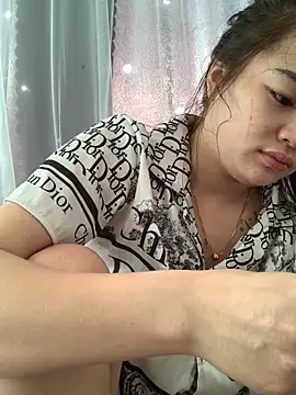 Snapshot of helo-kitty chatting on October 28, 8:46 am helo-kitty online show from October 28, 8:46 am