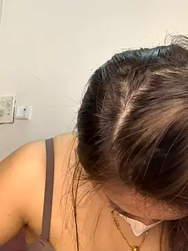 Snapshot of helo-kitty chatting on November 23, 2:38 pm helo-kitty online show from November 23, 2:38 pm