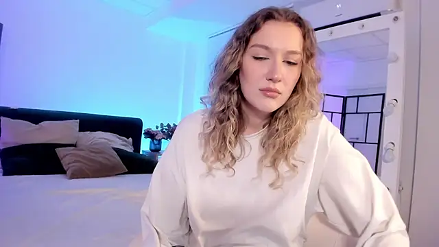 Snapshot of Synrix chatting on October 27, 7:31 am Synrix online show from October 27, 7:31 am