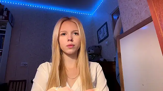 LiltedLube online show from November 18, 9:01 am