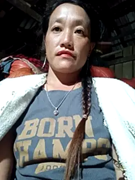 Snapshot of Phantamay chatting on October 27, 1:12 pm Phantamay online show from October 27, 1:12 pm