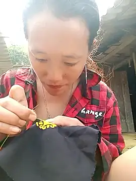 Snapshot of Phantamay chatting on November 15, 6:17 am Phantamay online show from November 15, 6:17 am