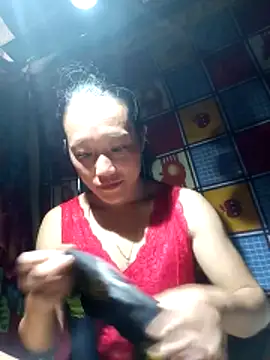 Snapshot of Phantamay chatting on November 8, 2:48 am Phantamay online show from November 8, 2:48 am