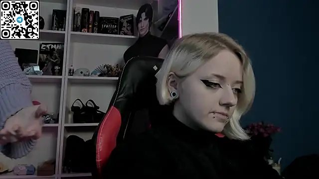 Holy Mistress S online show from February 14, 11:32 am