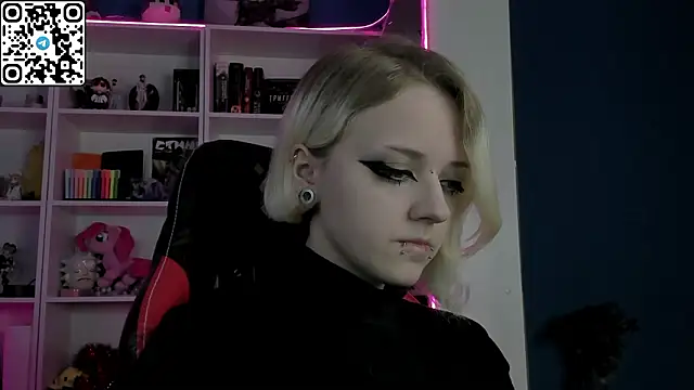 Holy Mistress S online show from March 6, 10:21 am