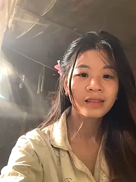 Snapshot of ninixinh chatting on October 29, 6:34 am ninixinh online show from October 29, 6:34 am