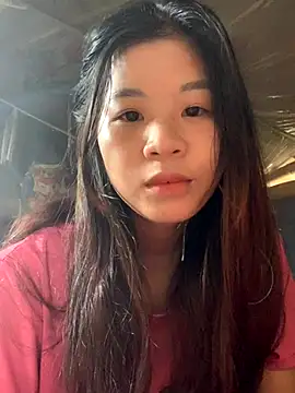 Snapshot of ninixinh chatting on October 26, 2:12 am ninixinh online show from October 26, 2:12 am