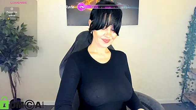 Snapshot of Sara_Devills chatting on May 17, 12:43 am Sara Devills online show from May 17, 12:43 am