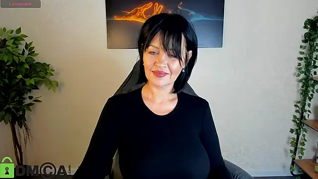Snapshot of Sara_Devills chatting on March 27, 9:21 am Sara Devills online show from March 27, 9:21 am