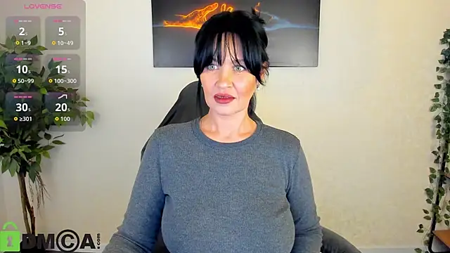 Snapshot of Sara_Devills chatting on April 24, 8:49 am Sara Devills online show from April 24, 8:49 am