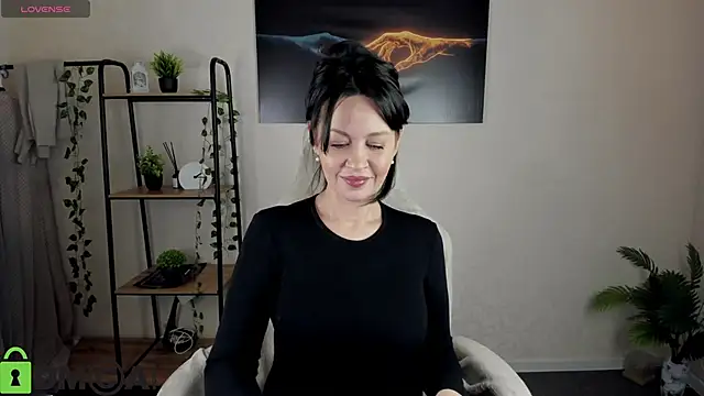 Sara Devills online show from December 15, 1:11 am