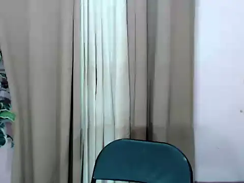 Snapshot of Felicity_lux chatting on June 27, 4:29 am Felicity lux online show from June 27, 4:29 am