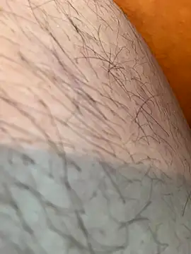 fortheloveofheels74 online show from October 27, 10:16 am