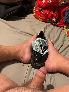 fortheloveofheels74 online show from November 7, 11:30 pm