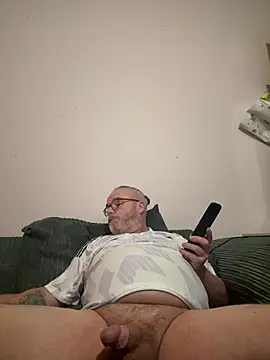 fortheloveofheels74 online show from April 6, 11:06 pm