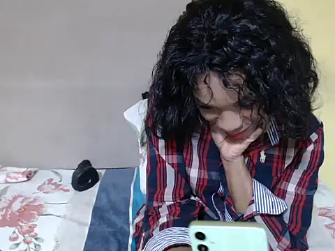 CherryZee online show from April 13, 10:19 am